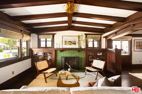 $999,000 | 1527 West 45th Street, Los Angeles, CA 90062