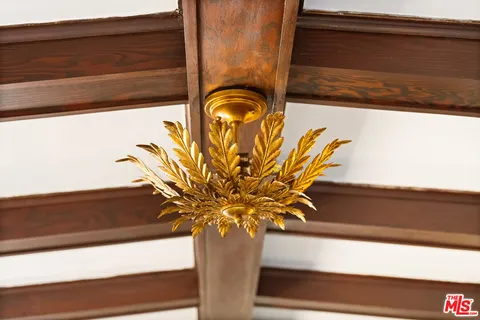 $999,000 | 1527 West 45th Street, Los Angeles, CA 90062