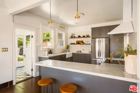 $999,000 | 1527 West 45th Street, Los Angeles, CA 90062