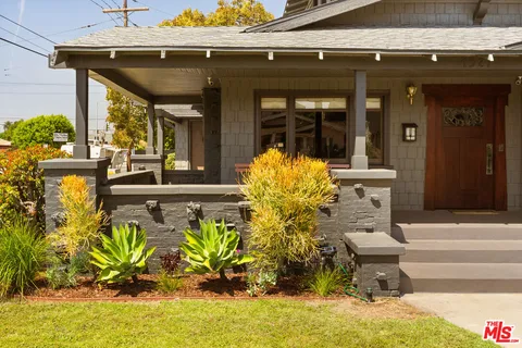 $999,000 | 1527 West 45th Street, Los Angeles, CA 90062