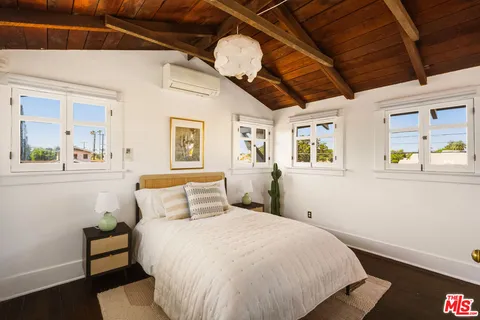 $999,000 | 1527 West 45th Street, Los Angeles, CA 90062