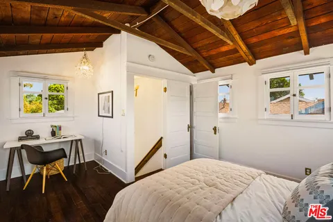 $999,000 | 1527 West 45th Street, Los Angeles, CA 90062