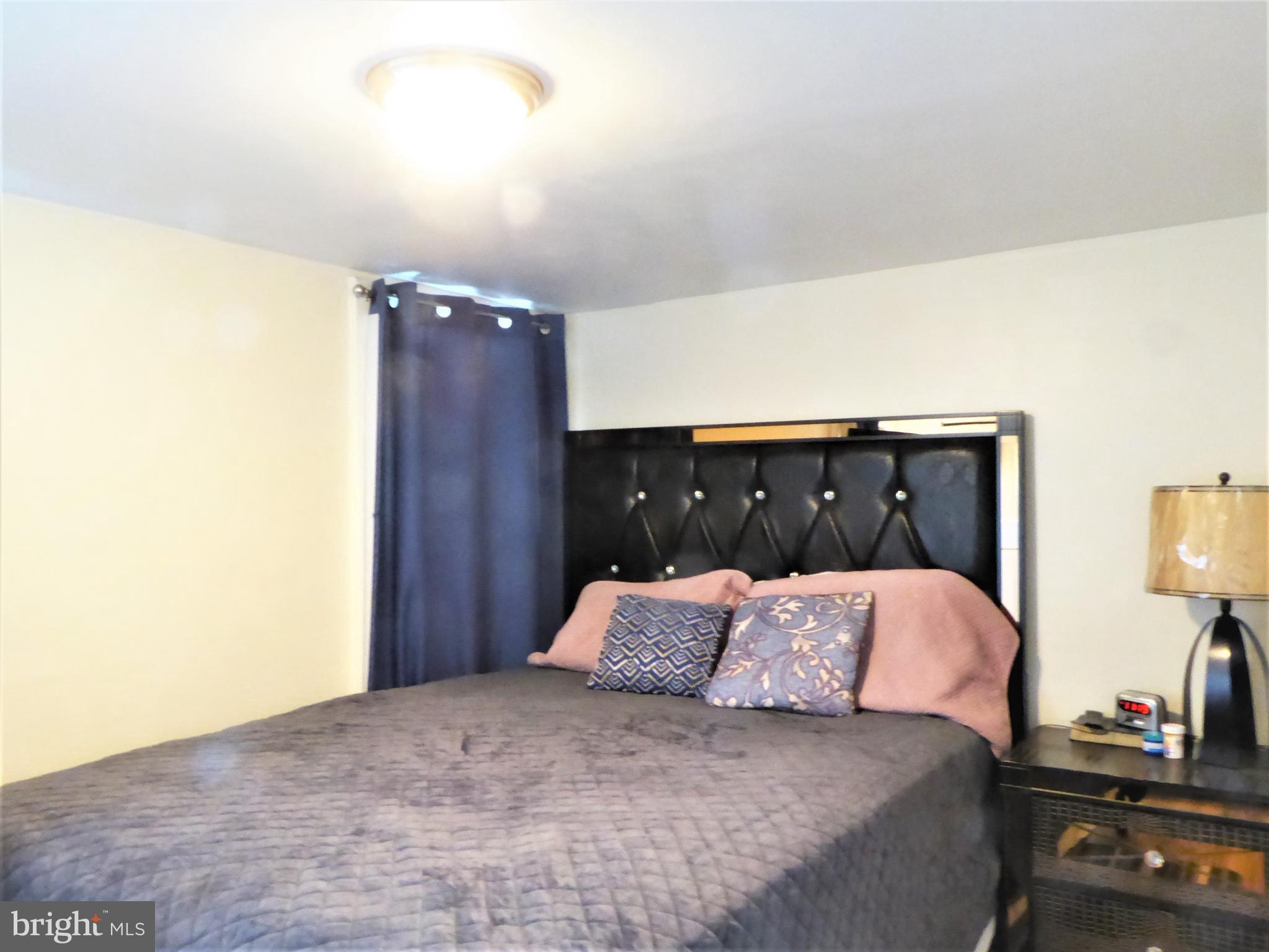 2650 Quakerbridge Road Hamilton, NJ 08619 - Photo 21 of 33 Third bedroom