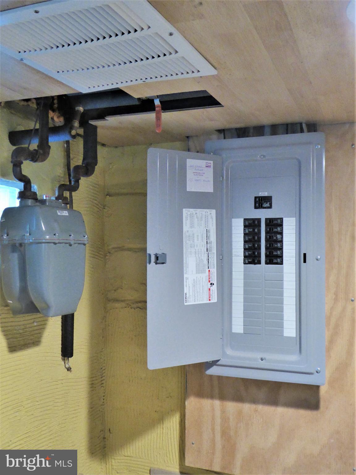 2650 Quakerbridge Road Hamilton, NJ 08619 - Photo 30 of 33 Newer 200 amp service.