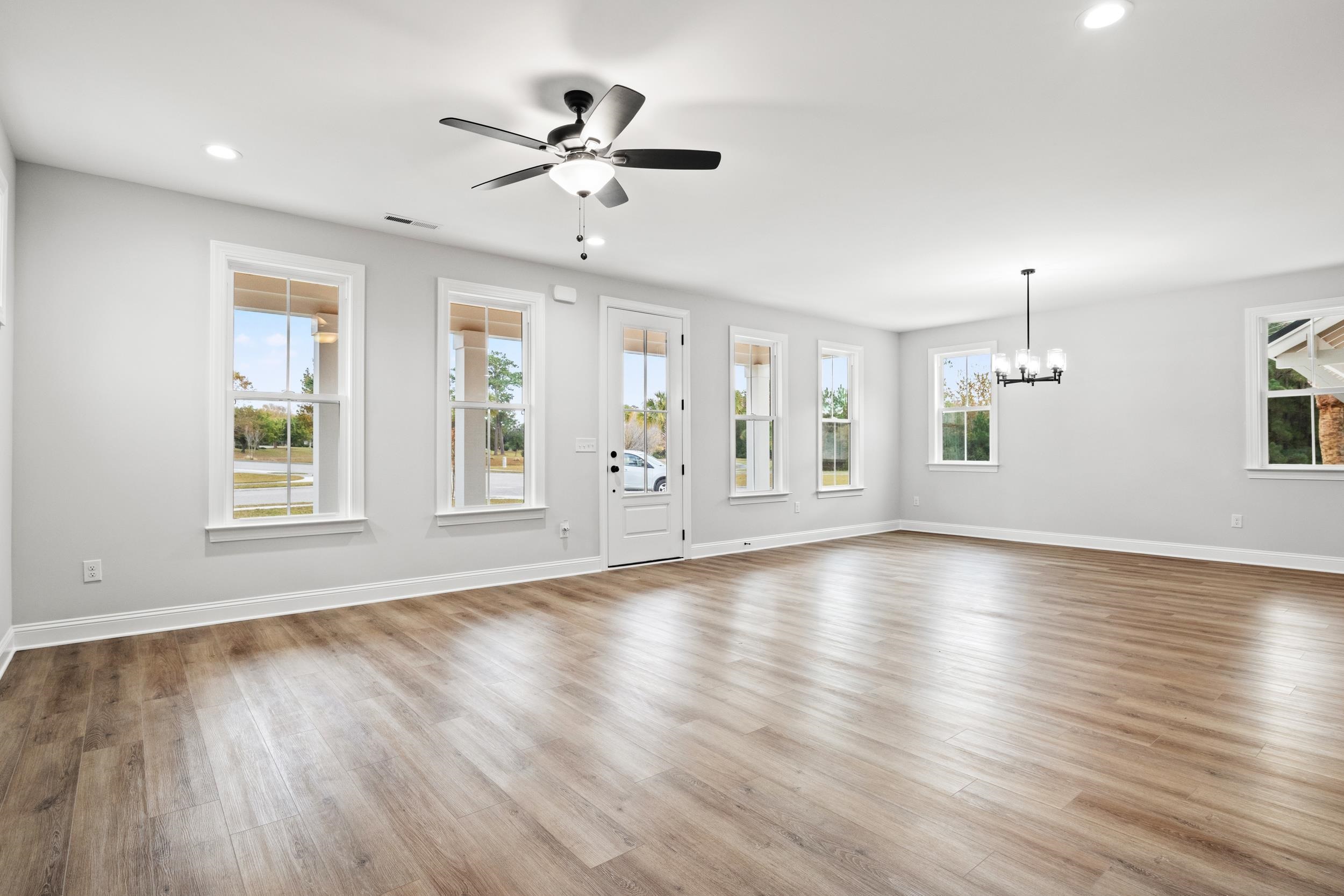 1101 Crooked Hook Road North Myrtle Beach, SC 29582 - Photo 2 of 43