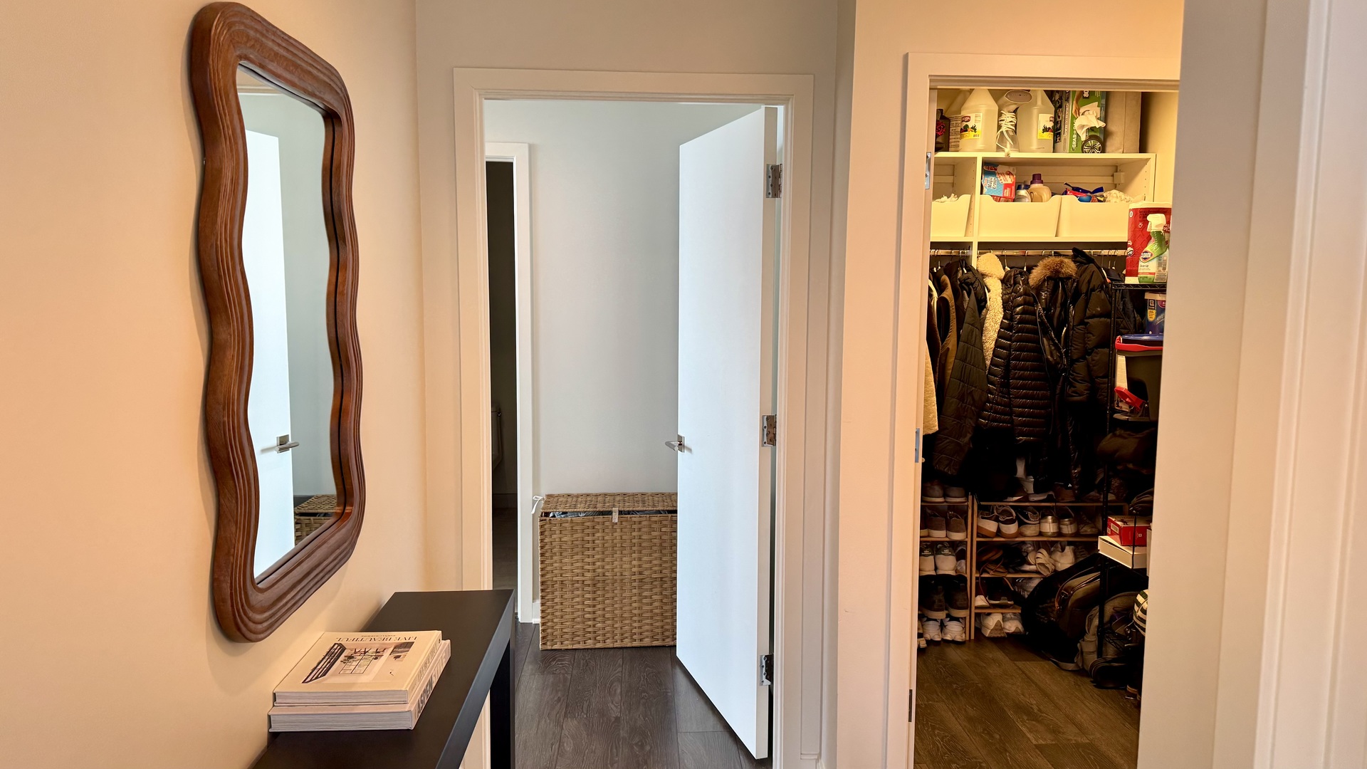 164 North Peoria Street, Unit 1902 Chicago, IL 60607 - Photo 15 of 18