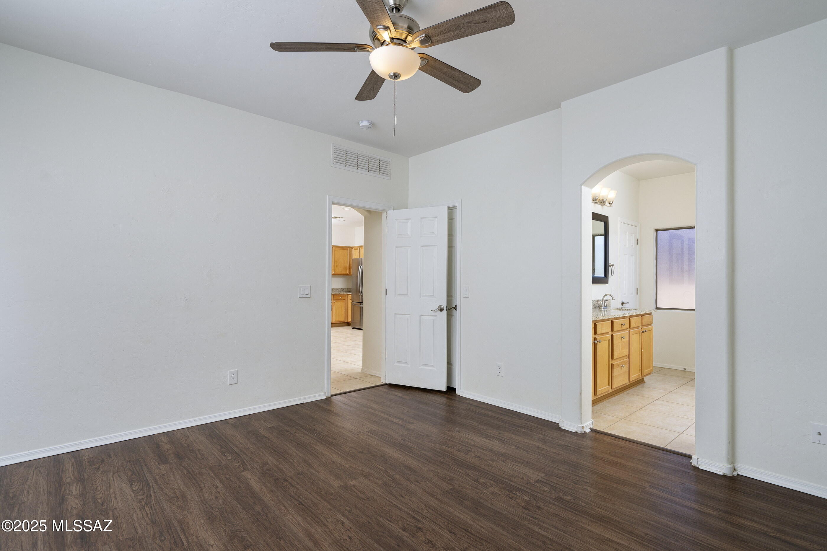 136 East Corte Rancho Colina Sahuarita, AZ 85629 - Photo 9 of 21