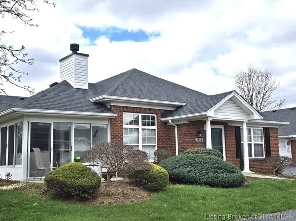 $335,000 | 3506 Stonecreek Circle, Unit C, Jeffersonville, IN 47130