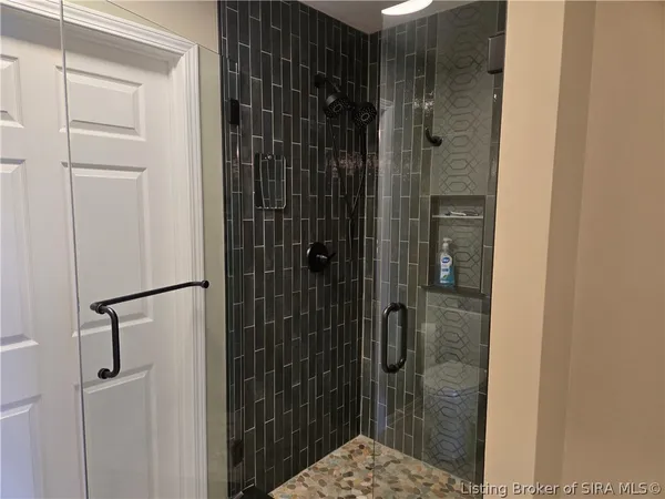$335,000 | 3506 Stonecreek Circle, Unit C, Jeffersonville, IN 47130