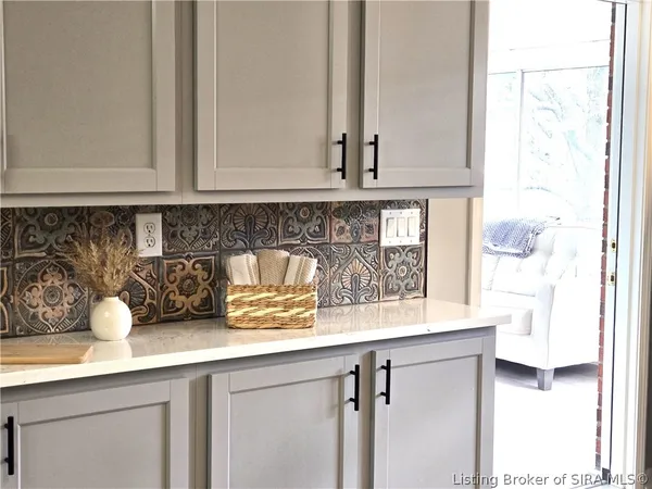 $335,000 | 3506 Stonecreek Circle, Unit C, Jeffersonville, IN 47130