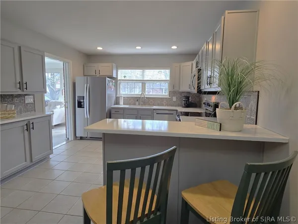 $335,000 | 3506 Stonecreek Circle, Unit C, Jeffersonville, IN 47130