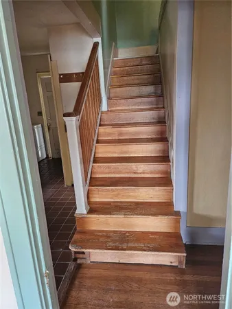 a view of entryway