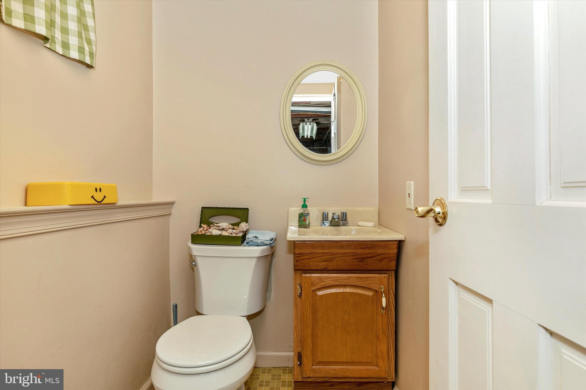 590 Brookwood Road Wayne, PA 19087 - Photo 39 of 81 Lower Level Powder Room