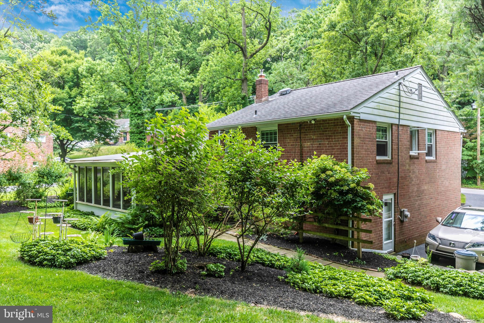 590 Brookwood Road Wayne, PA 19087 - Photo 51 of 81 Side of House