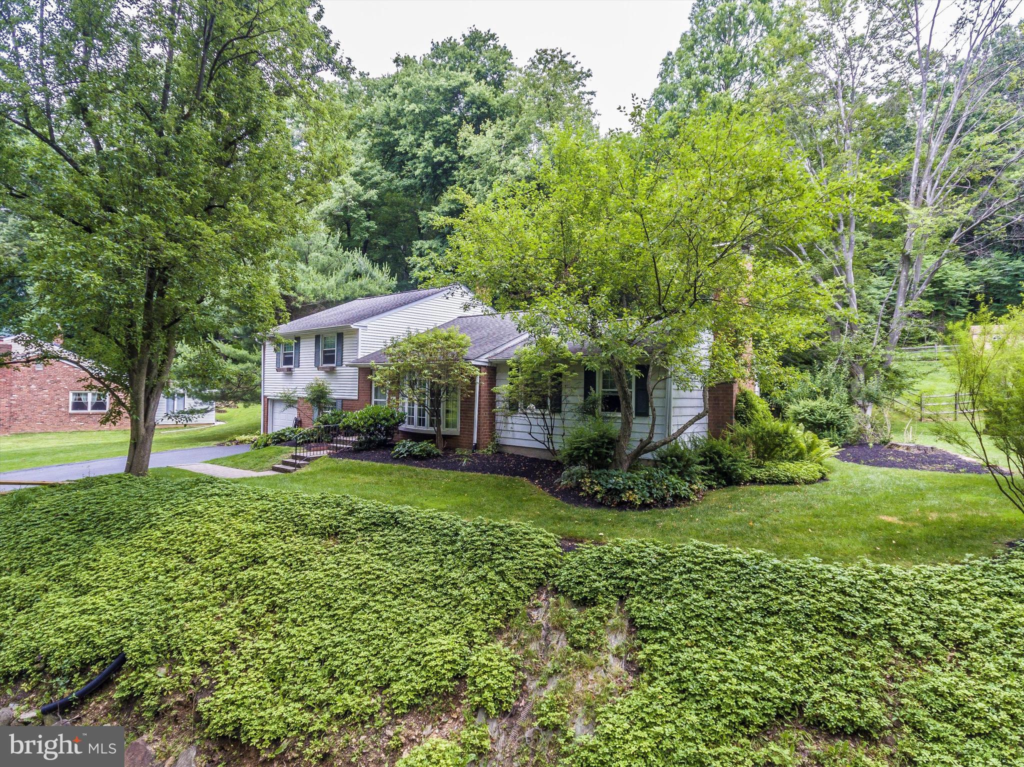590 Brookwood Road Wayne, PA 19087 - Photo 67 of 81 Aerial Shots