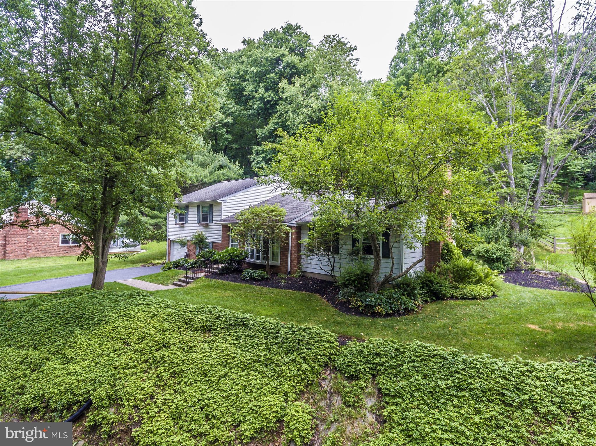 590 Brookwood Road Wayne, PA 19087 - Photo 68 of 81 Aerial Shots