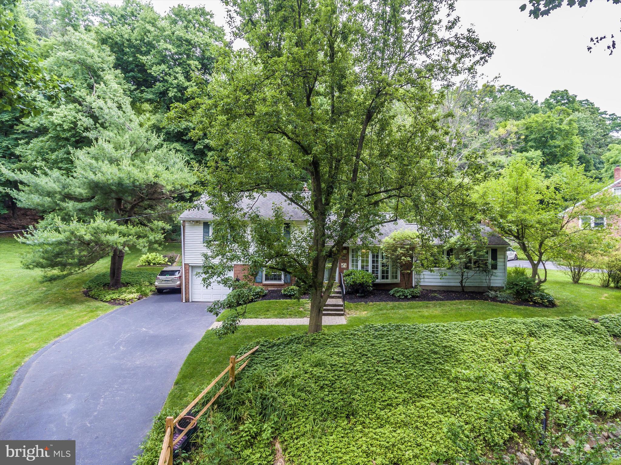 590 Brookwood Road Wayne, PA 19087 - Photo 70 of 81 Aerial Shots