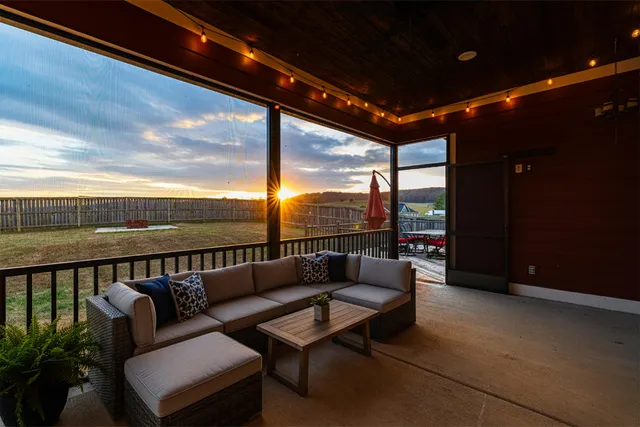 $860,000 | 5857 Dalton Pike Southeast, Cleveland, TN 37323