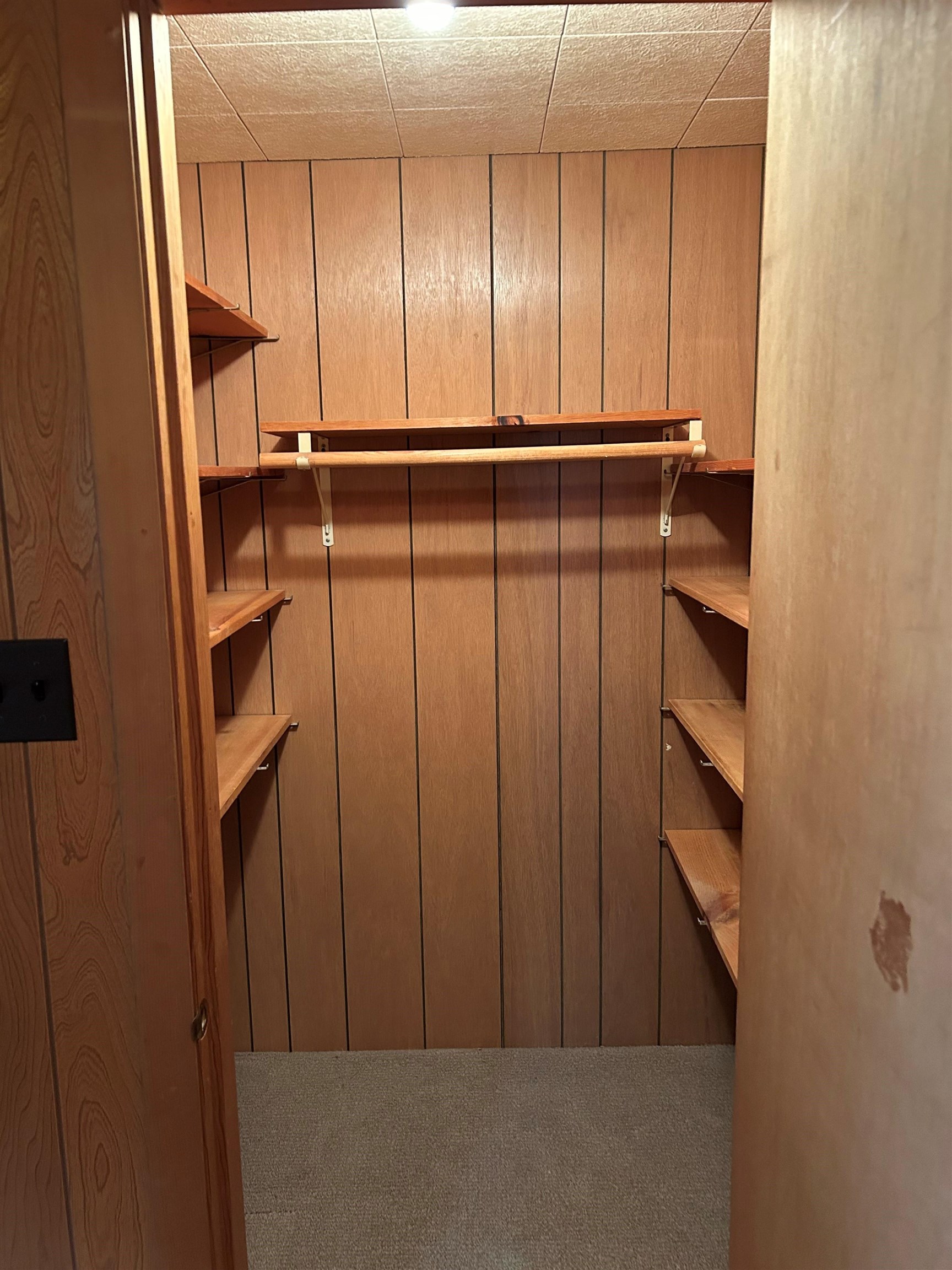 7 Hale Spring Road Plaistow, NH 03865 - Photo 20 of 31 Gallery Image 20