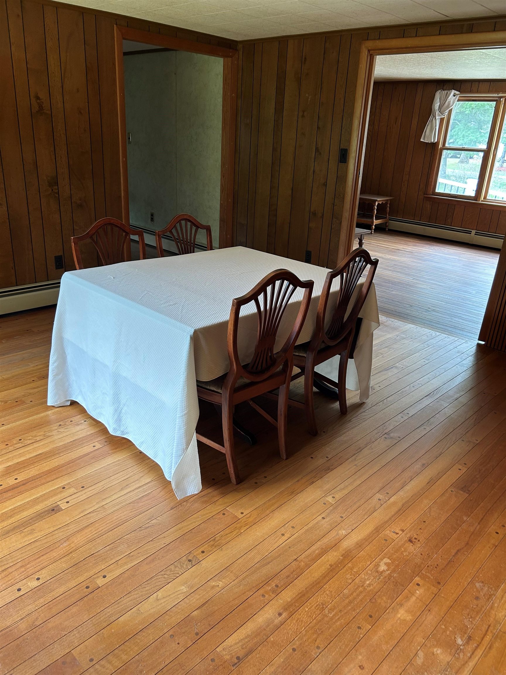 7 Hale Spring Road Plaistow, NH 03865 - Photo 3 of 31 Gallery Image 3