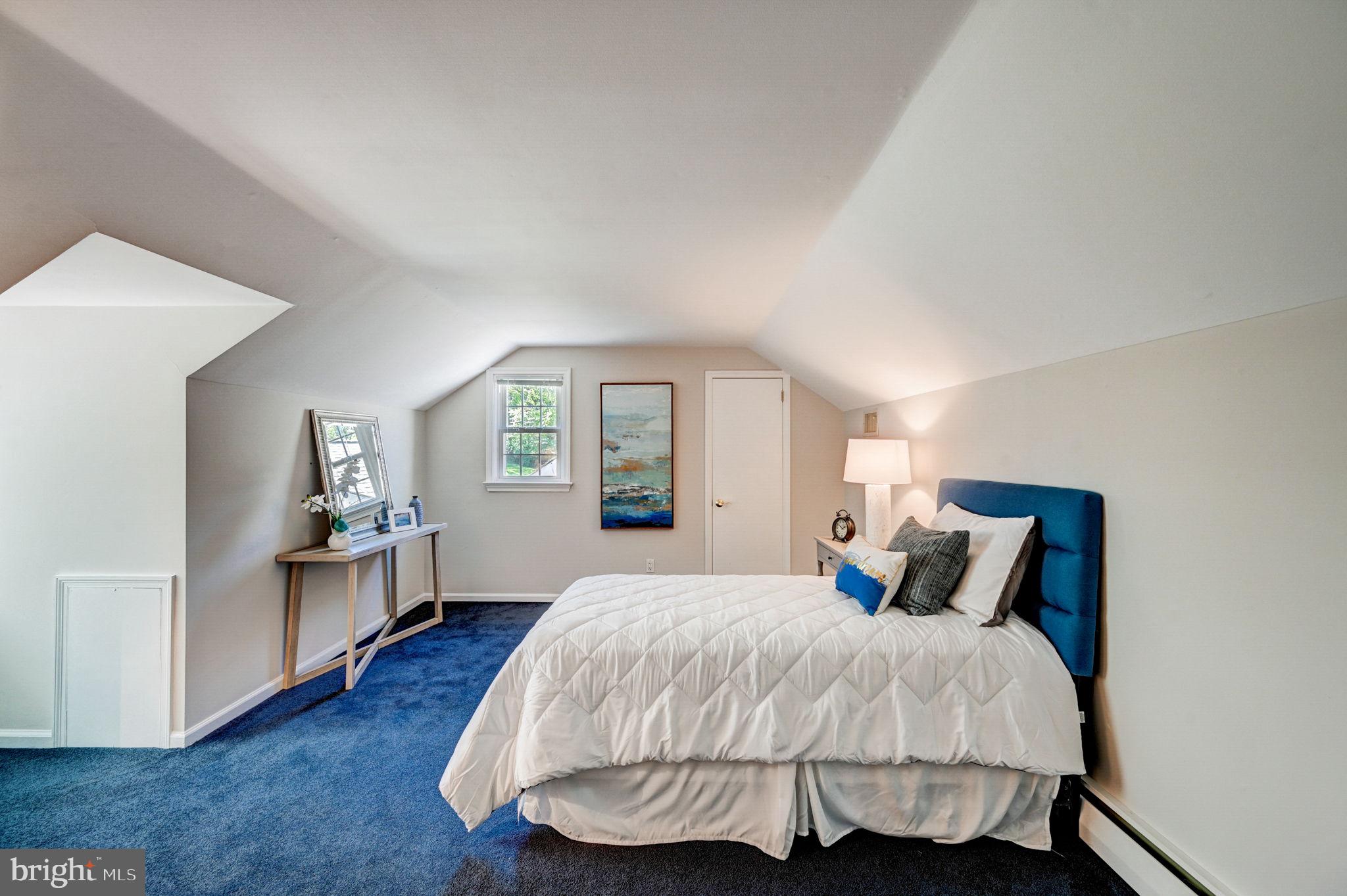 40 Old Covered Bridge Road Newtown Square, PA 19073 - Photo 31 of 42 Second floor- fifth bedroom