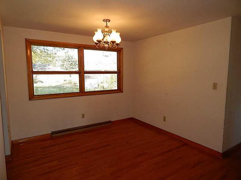 4729 Tulane Road Springfield, OH 45503 - Photo 4 of 25