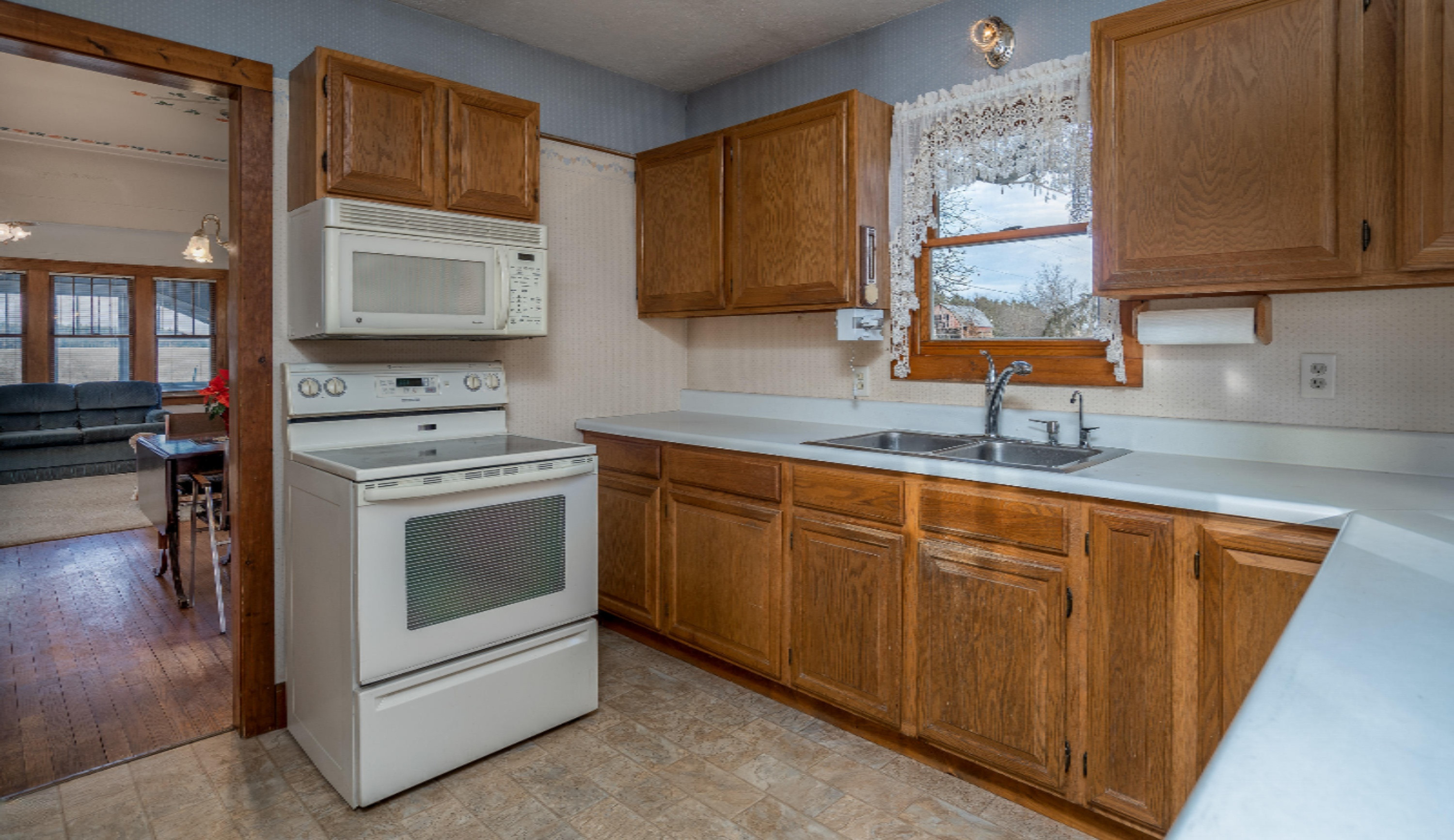 6624 Cherry Valley Road Middleville, MI 49333 - Photo 5 of 29 DSC03121x
