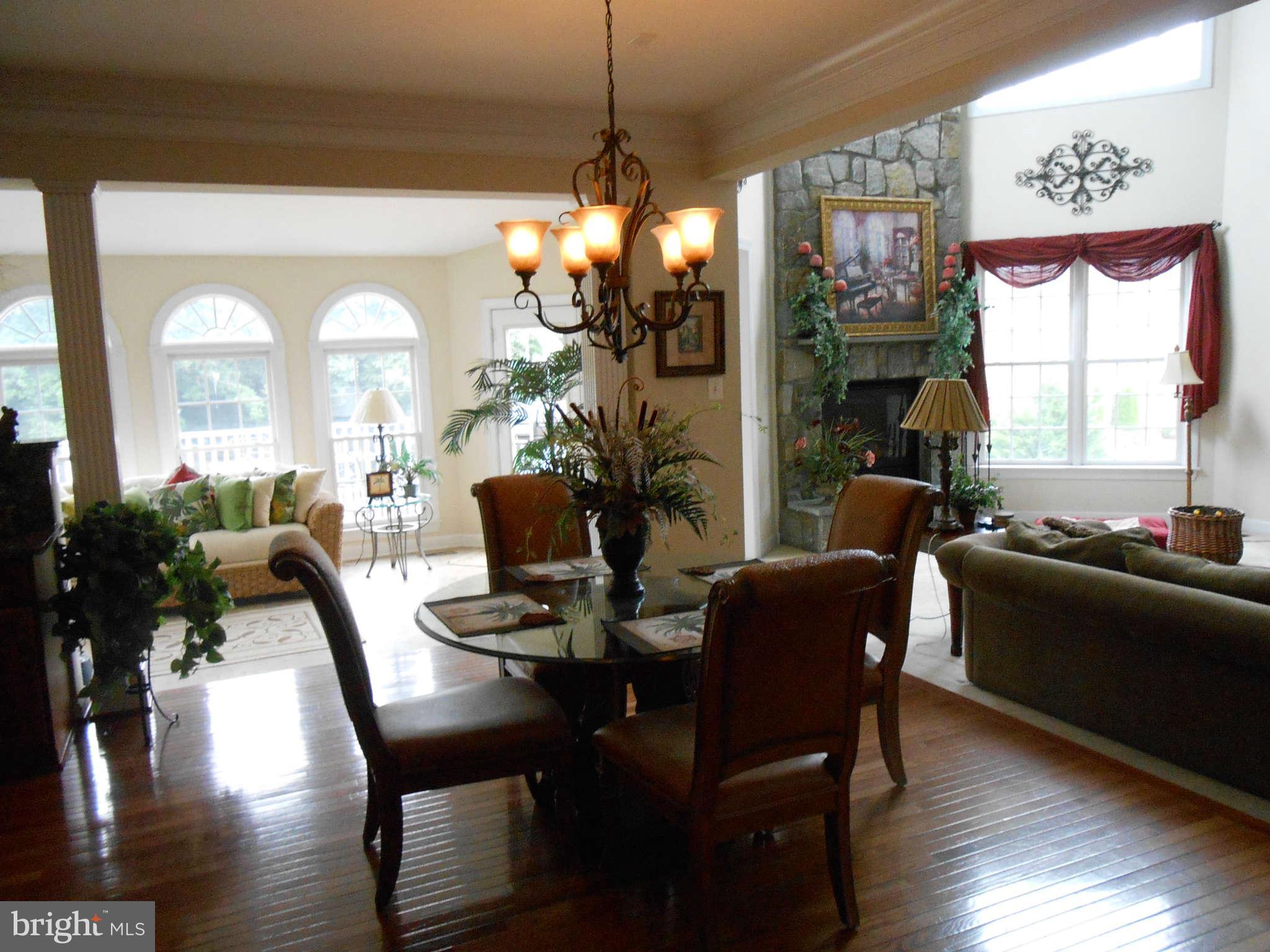 20536 Wilderness Run Road Boonsboro, MD 21713 - Photo 12 of 30 Breakfast Area