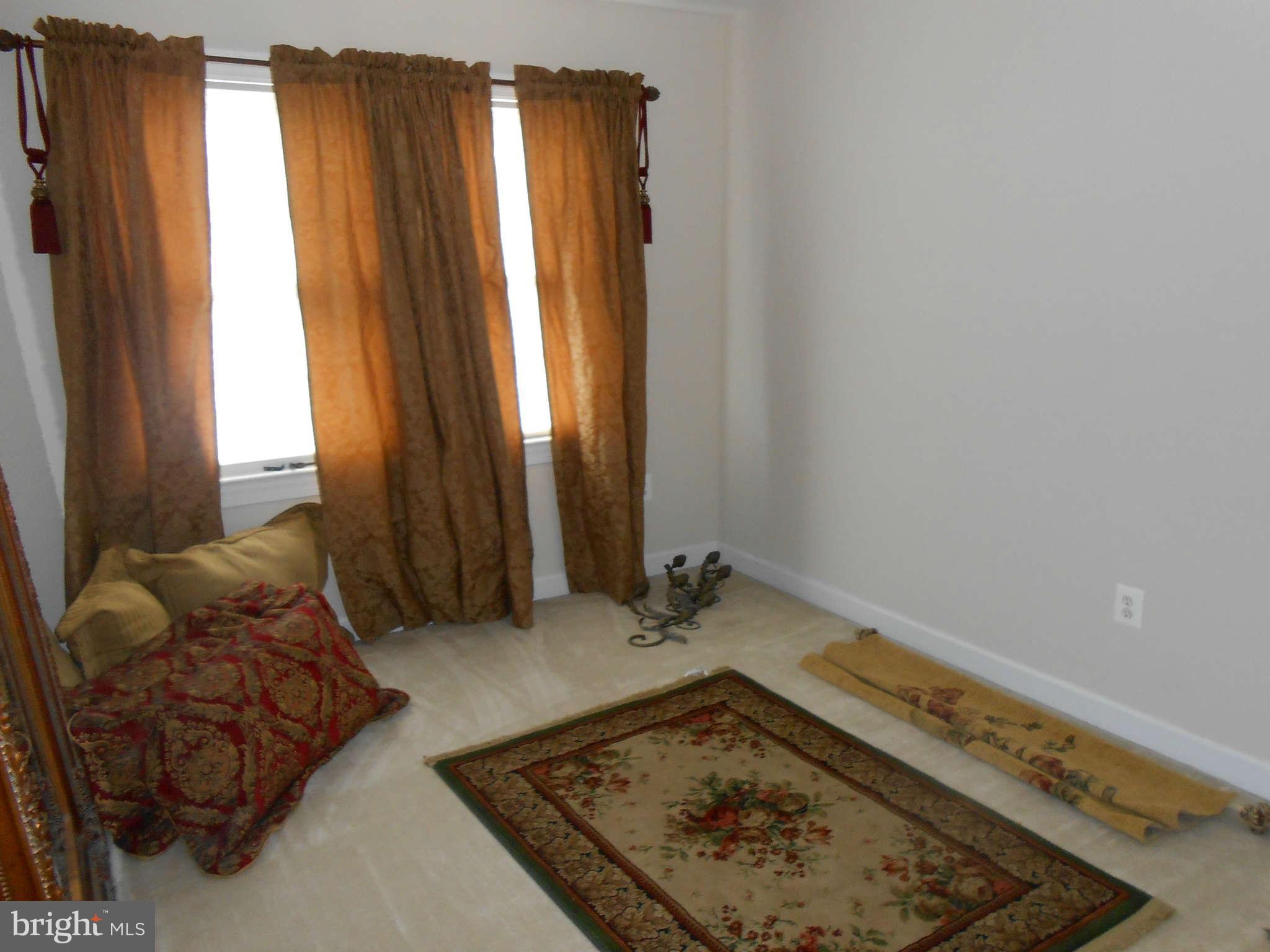 20536 Wilderness Run Road Boonsboro, MD 21713 - Photo 22 of 30 Sitting Area in Master Bedroom