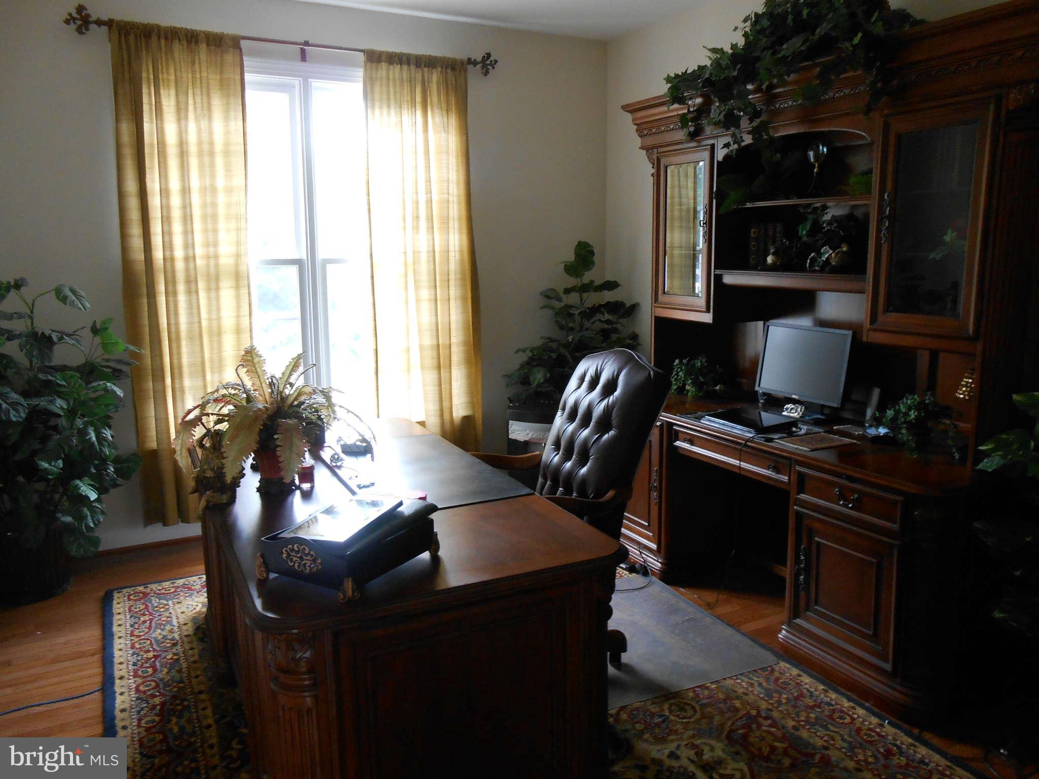 20536 Wilderness Run Road Boonsboro, MD 21713 - Photo 4 of 30 Office