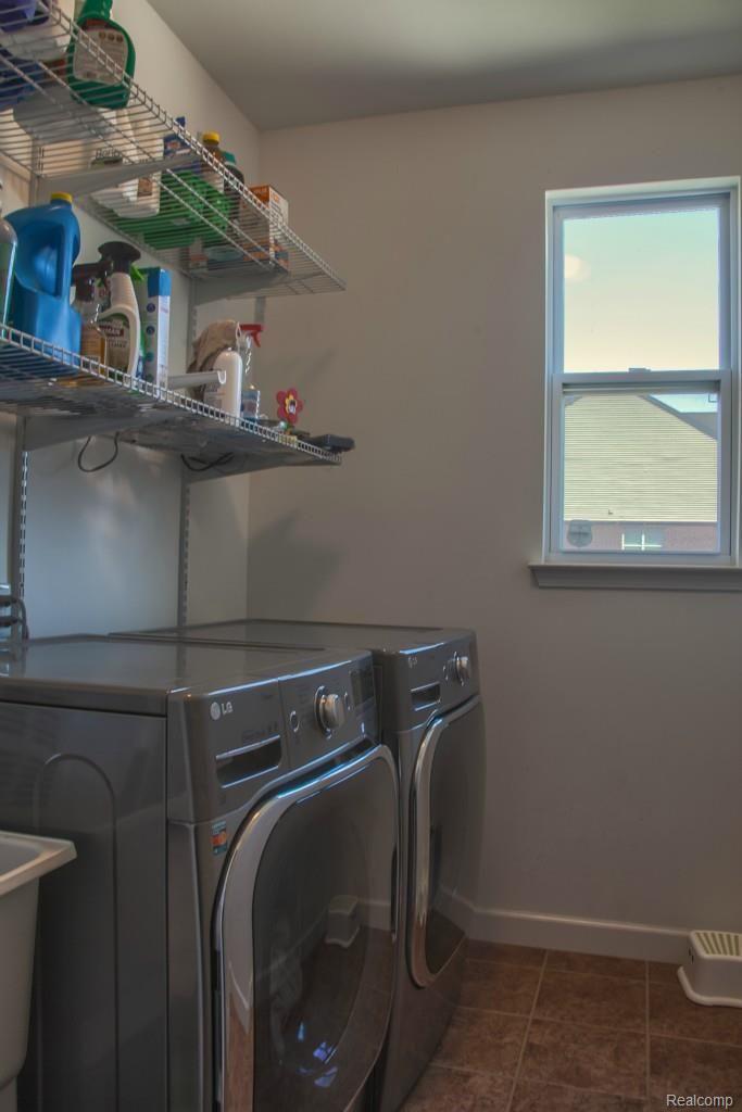 49504 Hanford Road Canton, MI 48187 - Photo 24 of 24 HDR24.jpg