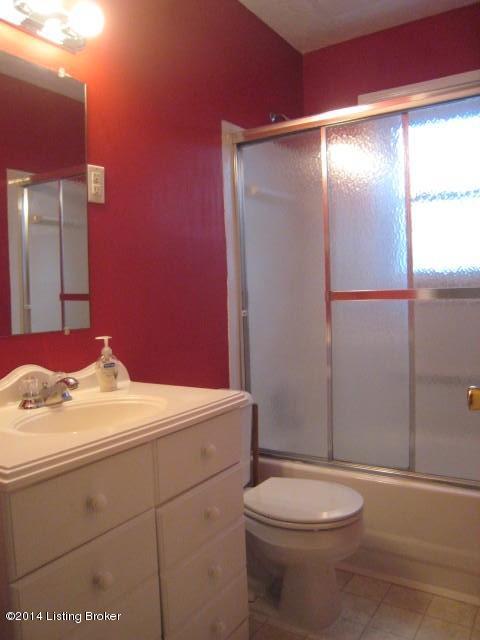 4631 Dohn Road Louisville, KY 40216 - Photo 11 of 17 Updated colors, vanity