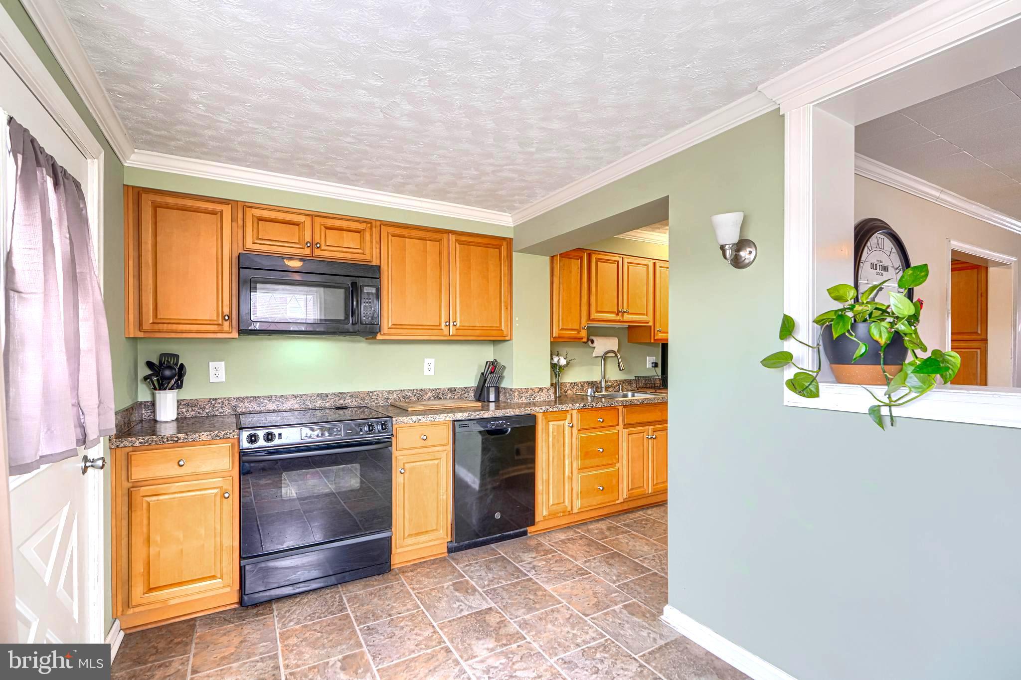 2829 Creston Road Baltimore, MD 21222 - Photo 15 of 44