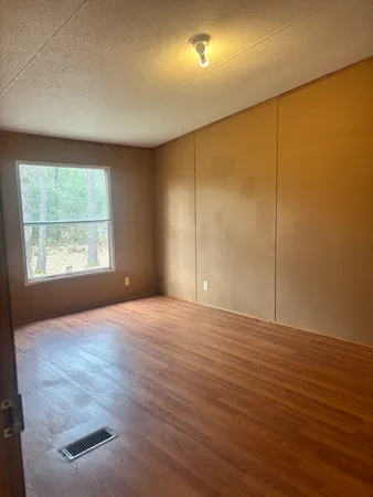 $1,500 | 54 Erin Drive, Huntsville, TX 77320