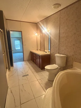 $1,500 | 54 Erin Drive, Huntsville, TX 77320