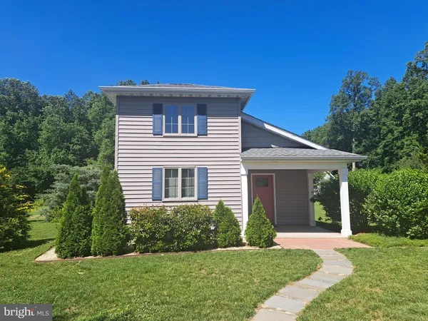 $1,800 | 20416 Hopkins Road, Lewes, DE 19958