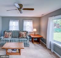 11 Henry Street Riverside, NJ 08075 - Photo 22 of 38 Family Room