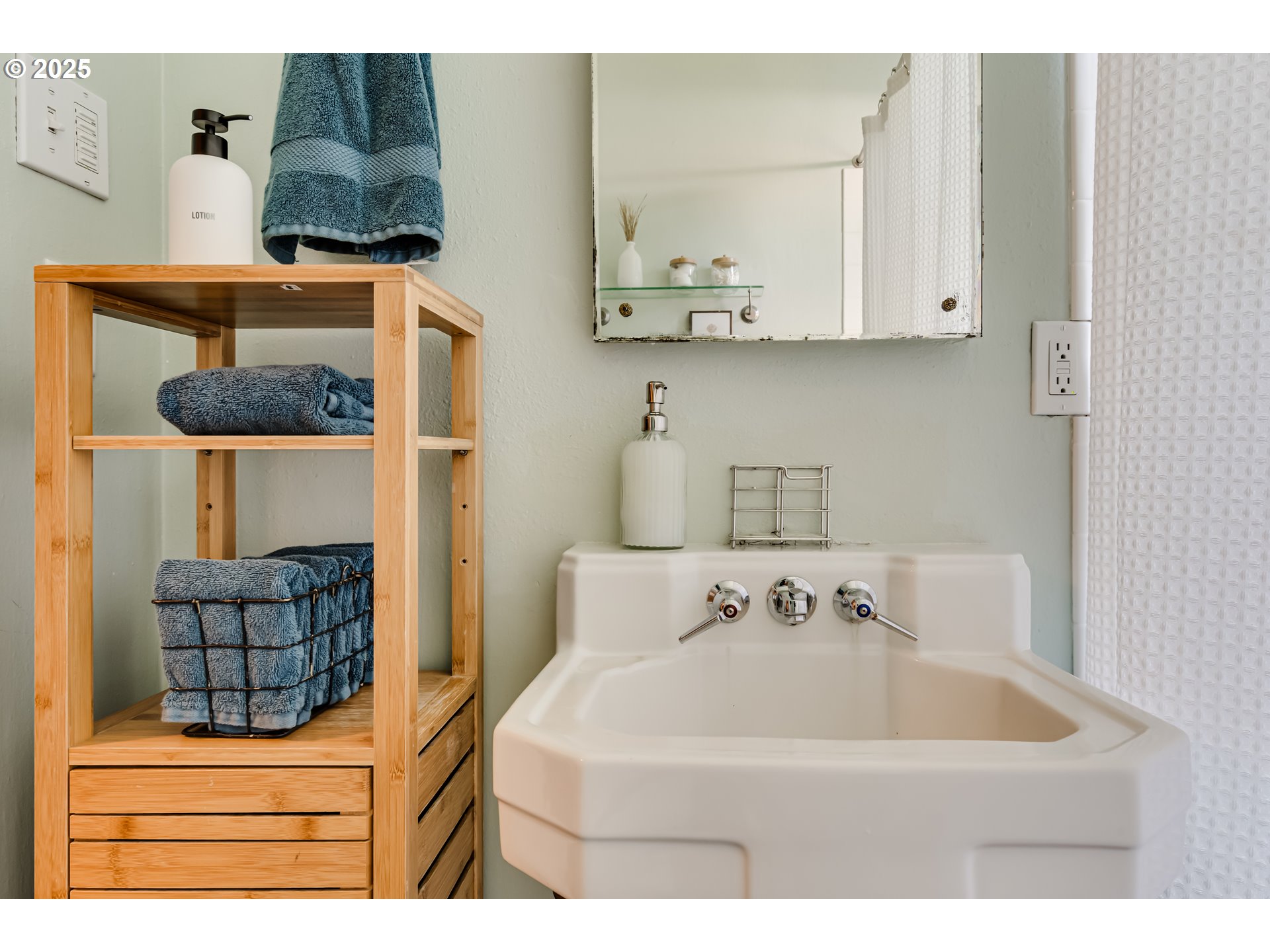 439 Almaden Street Eugene, OR 97402 - Photo 19 of 48