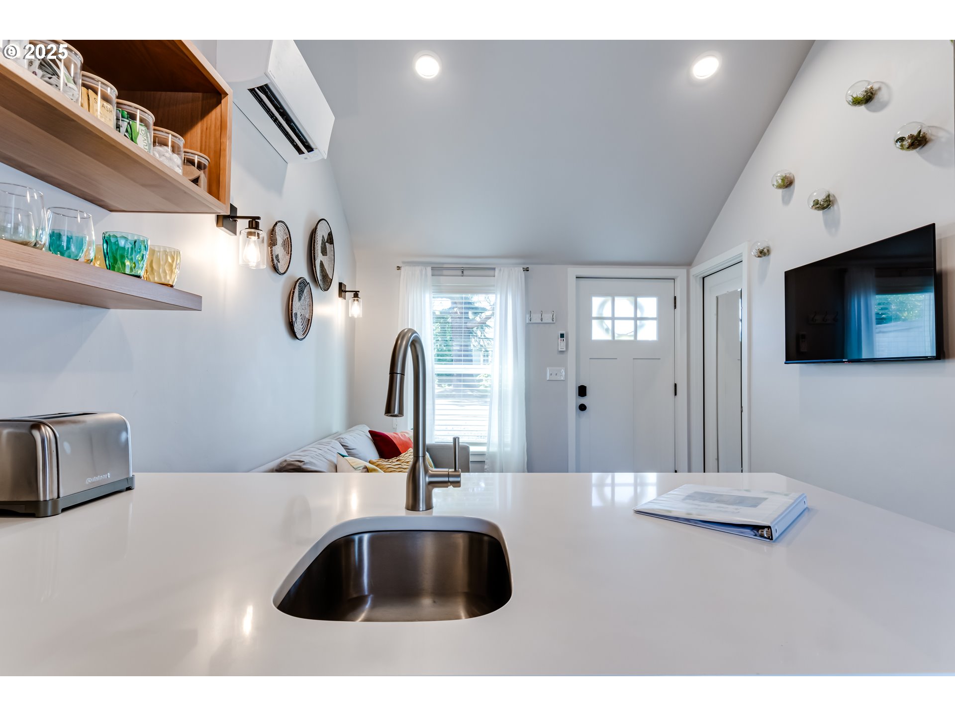 439 Almaden Street Eugene, OR 97402 - Photo 37 of 48