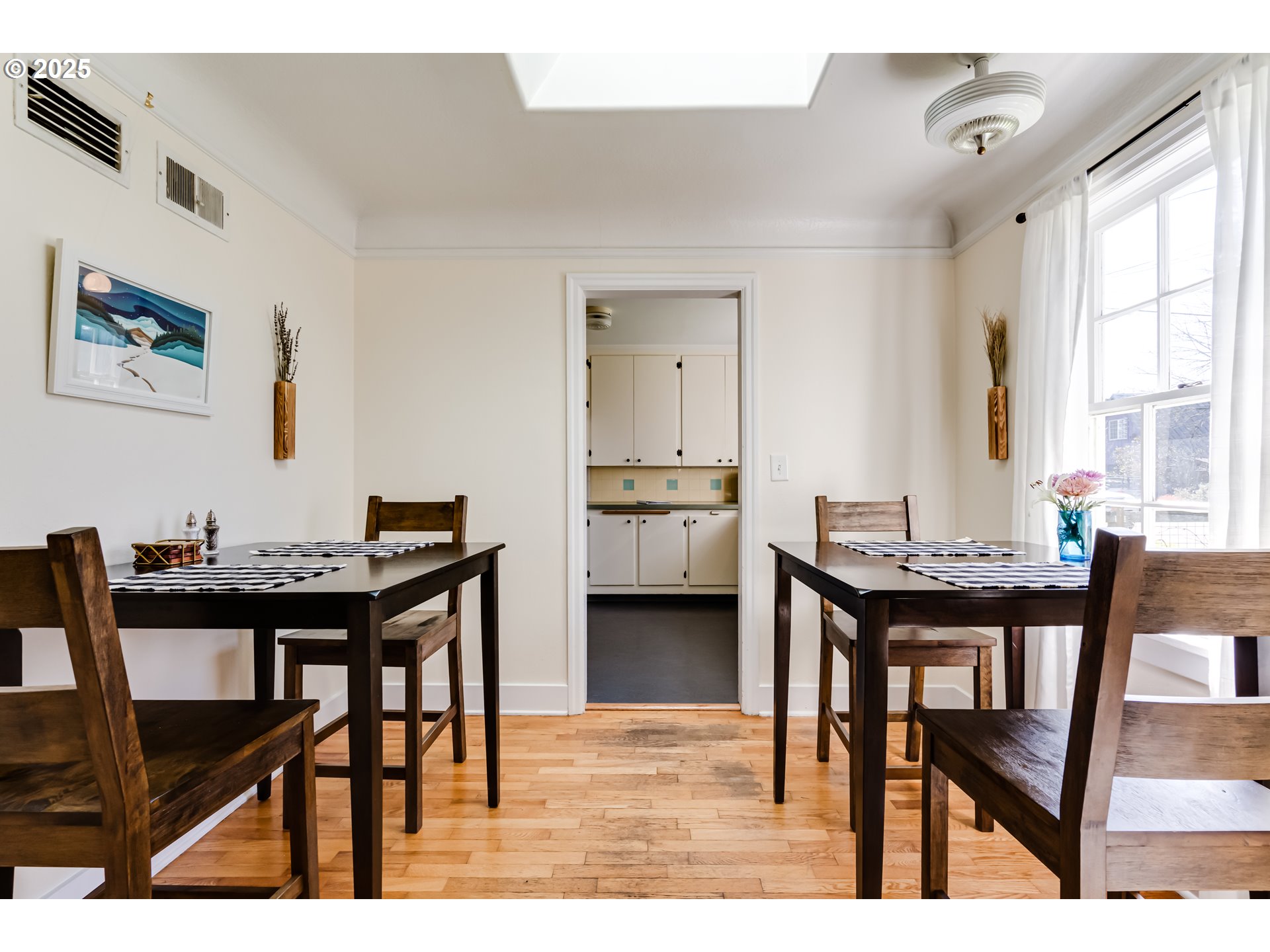 439 Almaden Street Eugene, OR 97402 - Photo 7 of 48