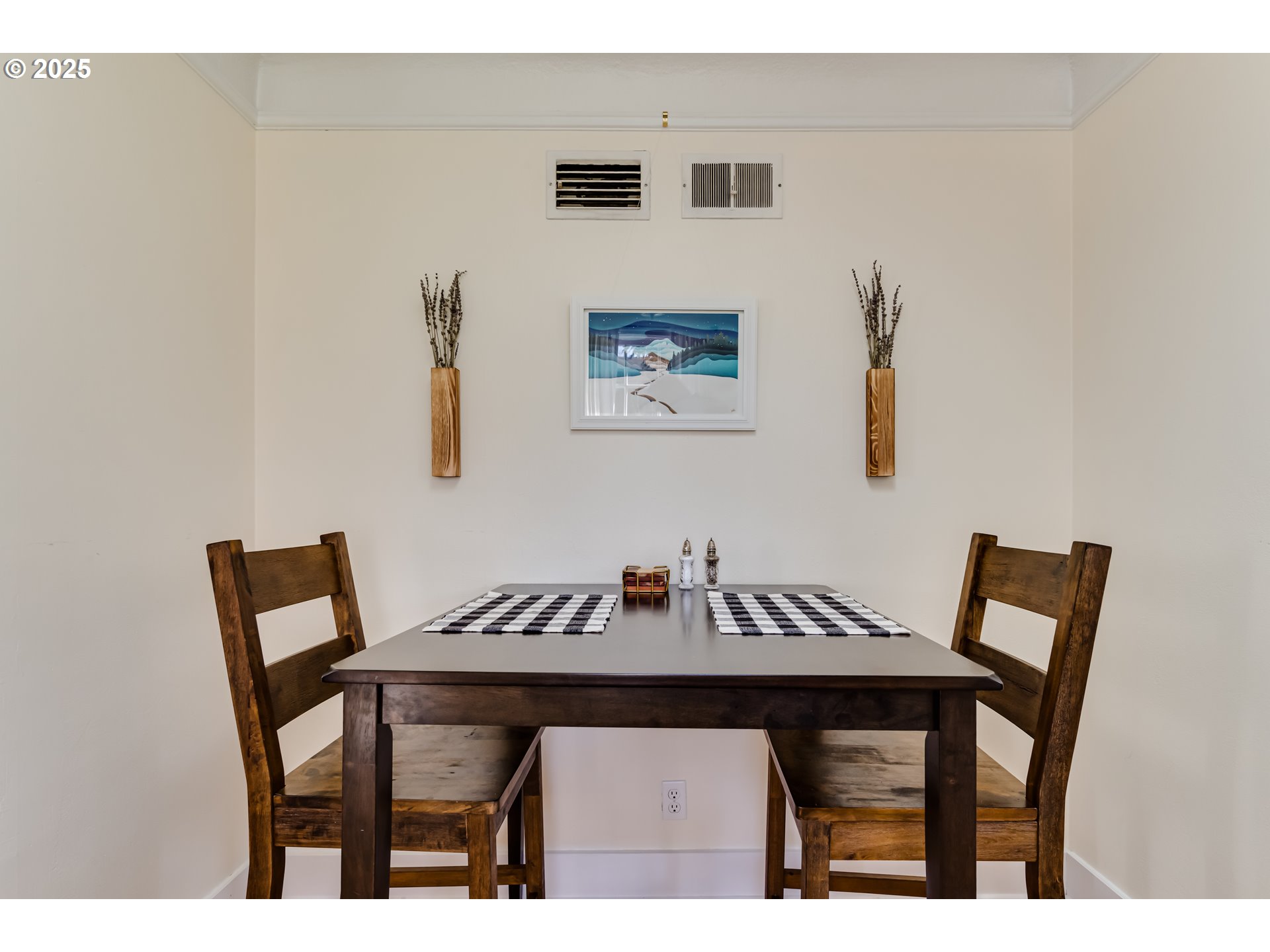 439 Almaden Street Eugene, OR 97402 - Photo 9 of 48