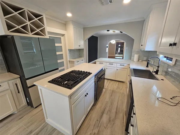 $1,800 | 15 Delmar Street, Houston, TX 77011