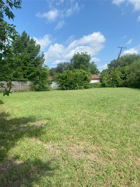 400 South 2nd Street Wylie, TX 75098 - Photo 20 of 22 a view of field with trees in the background