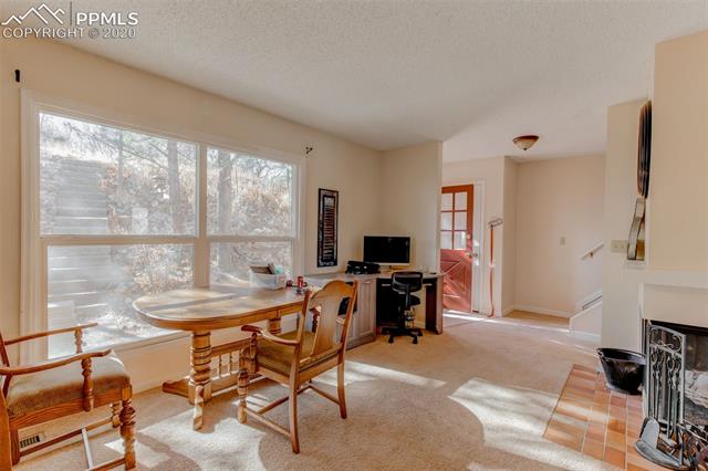 402 Raspberry Lane Monument, CO 80132 - Photo 25 of 34