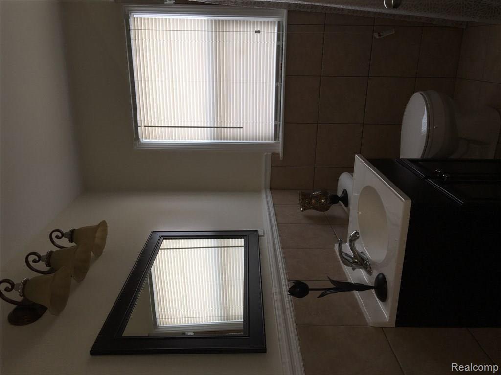 29481 Steinhauer Avenue Inkster, MI 48141 - Photo 12 of 22 image.jpg