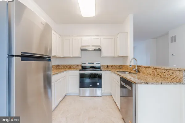 $2,600 | 3290 Gina Place, Woodbridge, VA 22193