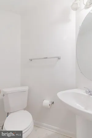 $2,600 | 3290 Gina Place, Woodbridge, VA 22193