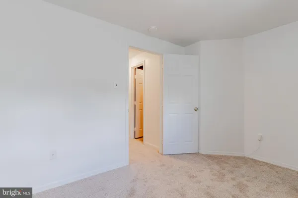 $2,600 | 3290 Gina Place, Woodbridge, VA 22193