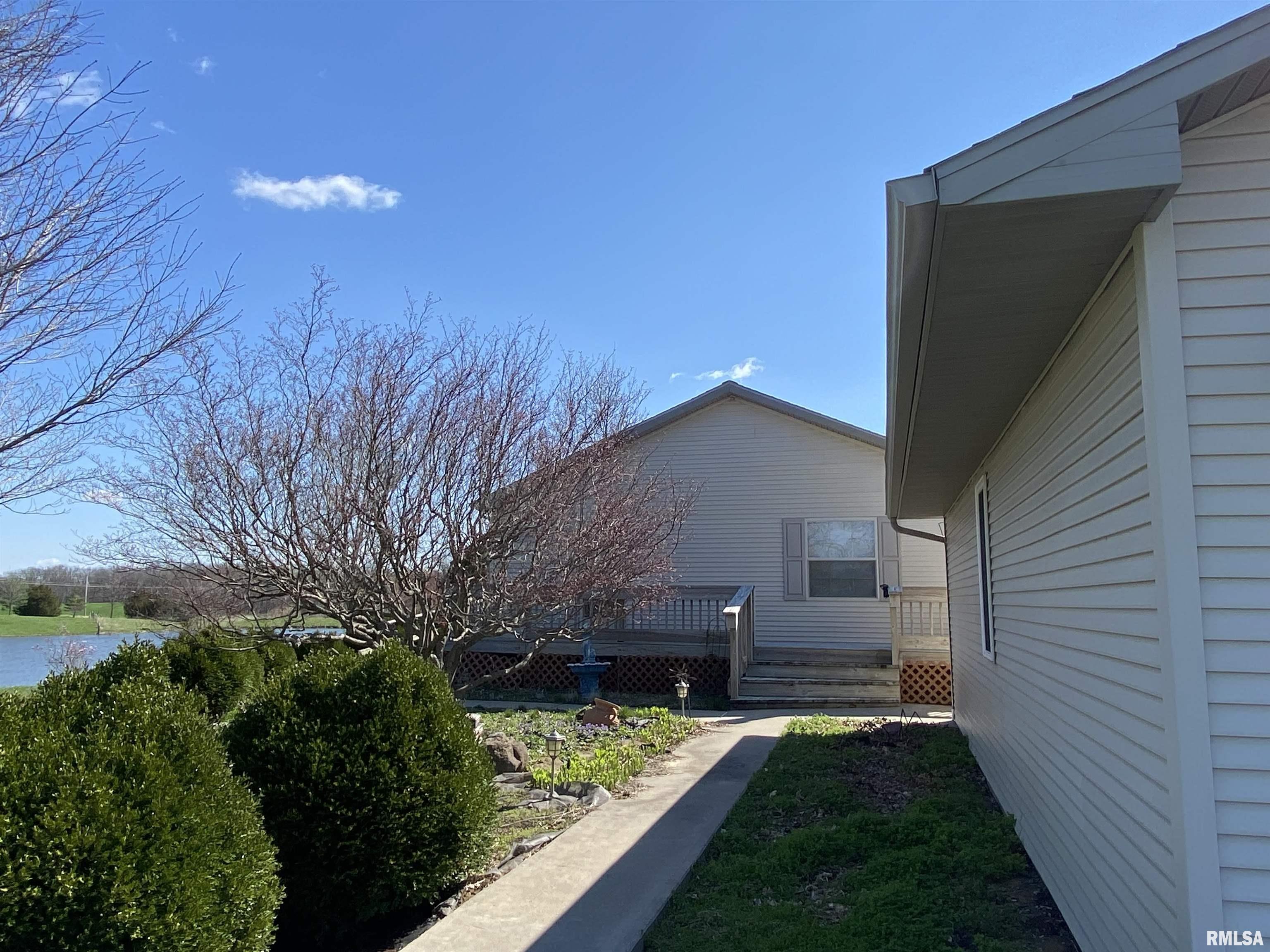 1573 Finney Road Murphysboro, IL 62966 - Photo 3 of 36