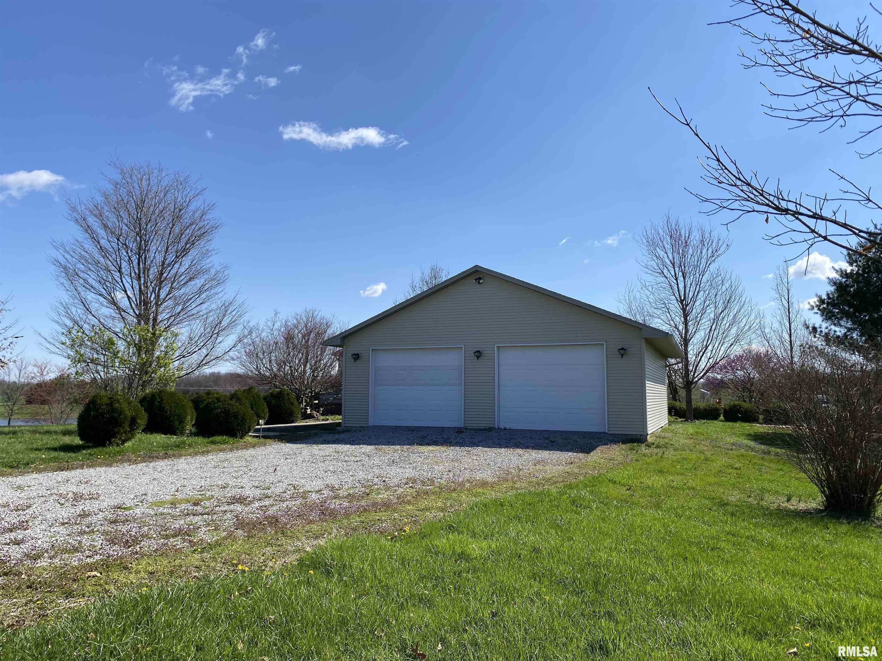 1573 Finney Road Murphysboro, IL 62966 - Photo 5 of 36